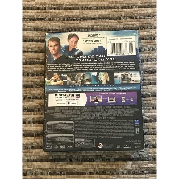 Divergent SteelBook Blu-ray & DVD, Includes Digital Copy - [Best Buy Edition] - Picture 2 of 6